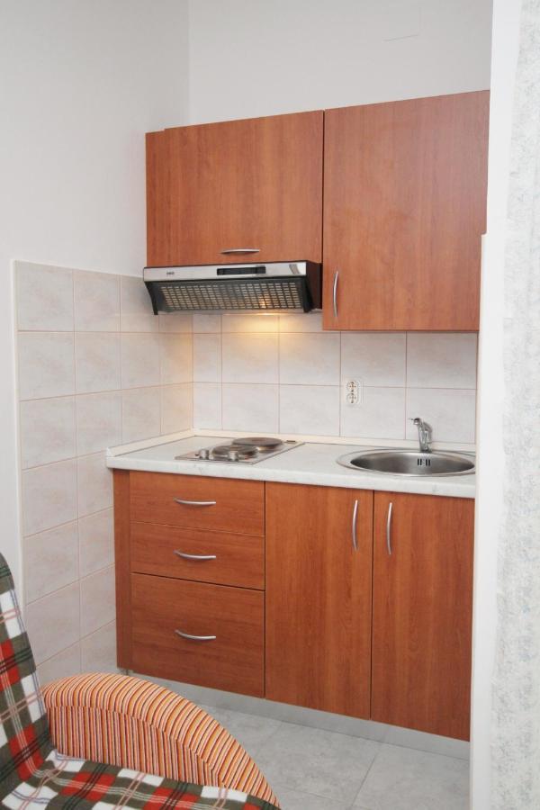 Apartments And Rooms With Parking Space Njivice, Krk - 5458 Extérieur photo