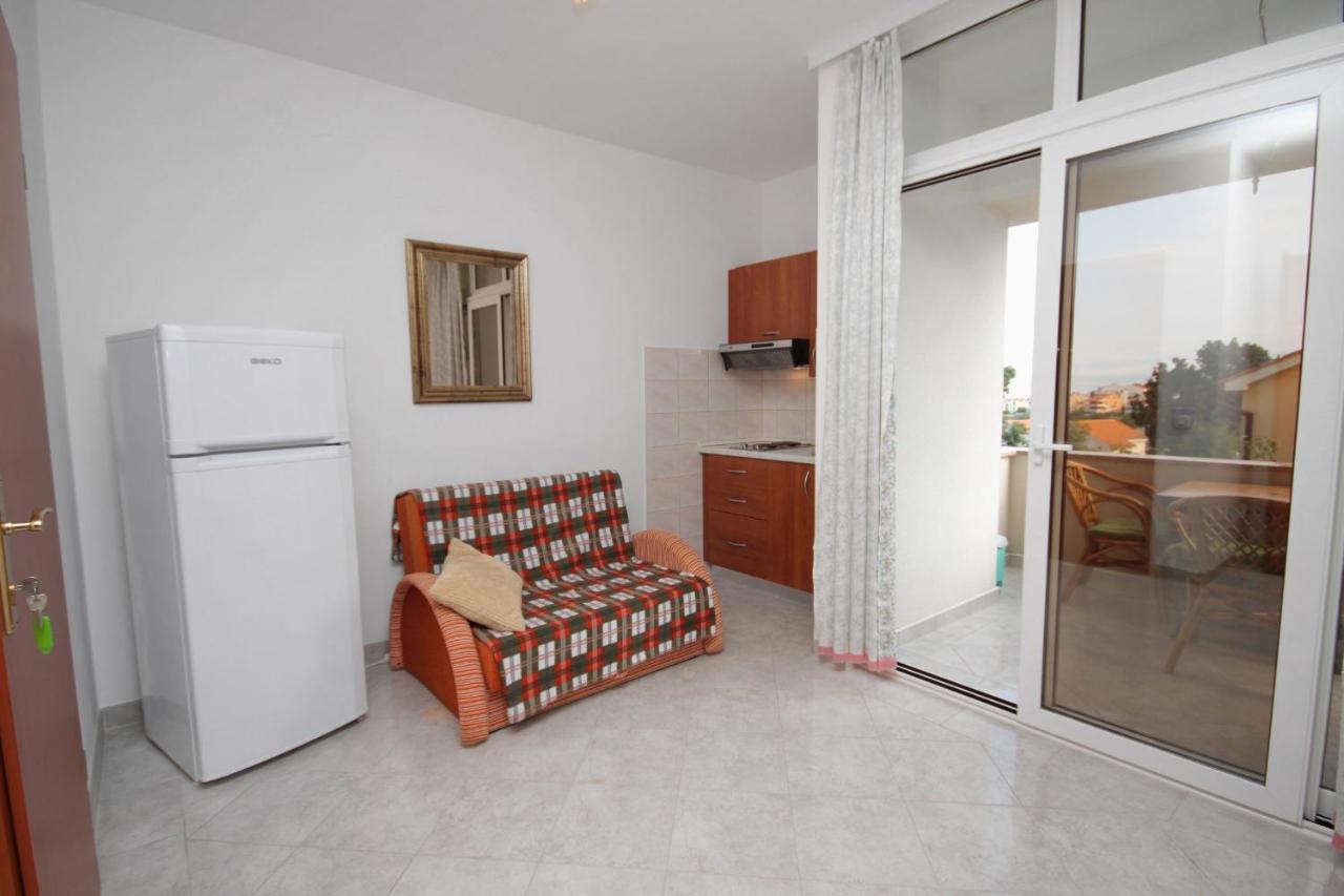 Apartments And Rooms With Parking Space Njivice, Krk - 5458 Extérieur photo
